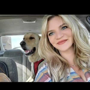 Meet your Posher, Vanessa